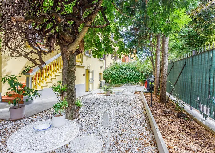 Sweet Life - Nihil Nest *